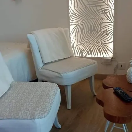 Apartman - Les Voiles De *